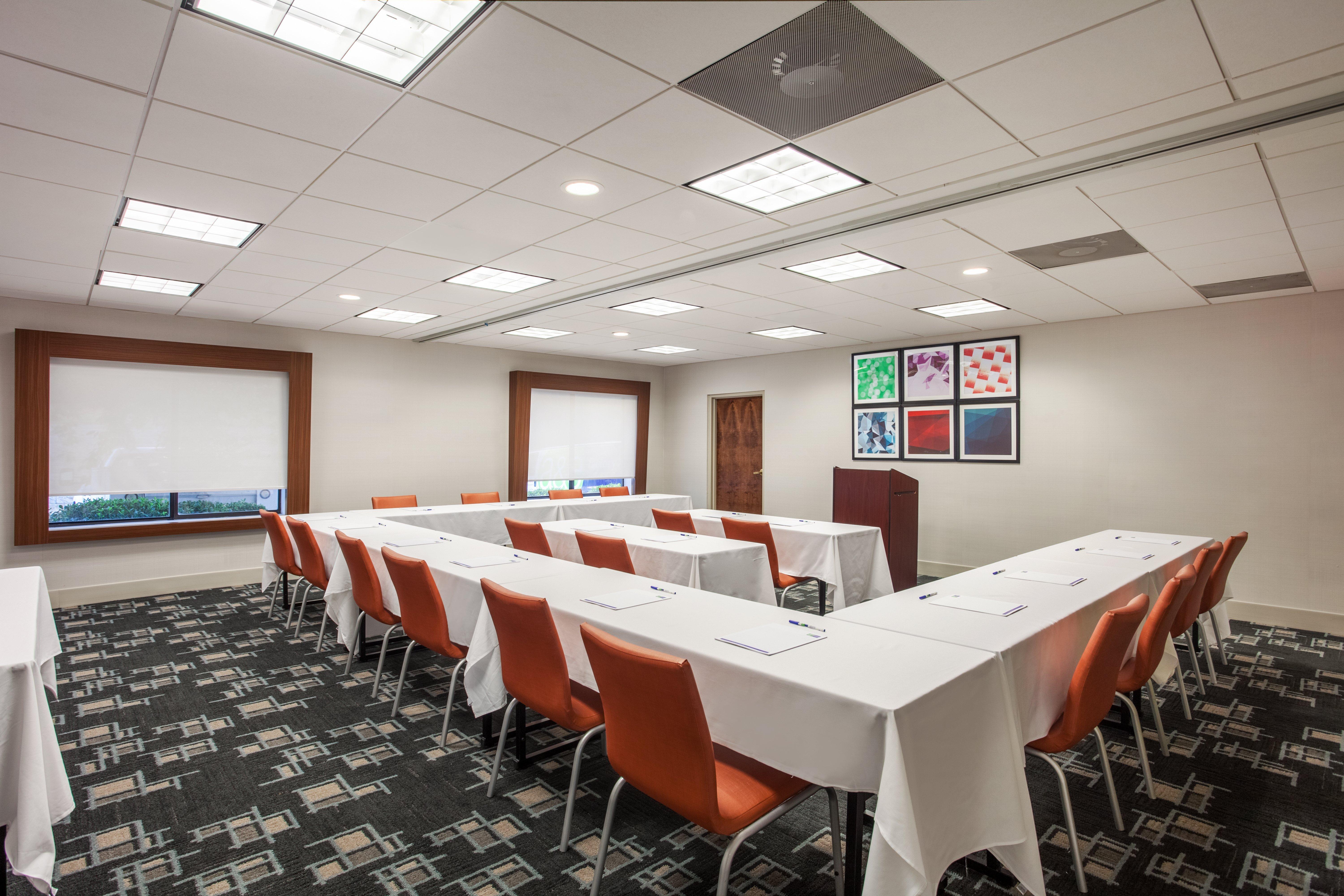 Holiday Inn Express & Suites Augusta West - Ft Gordon Area By Ihg Exterior foto